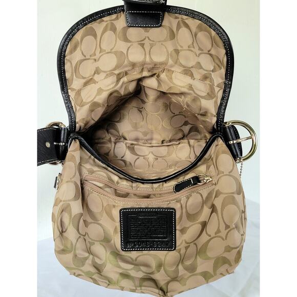 Vintage Coach(9247) Black Leather Soho Magnetic Buckle Flap Purse/Bag - Picture 13 of 14